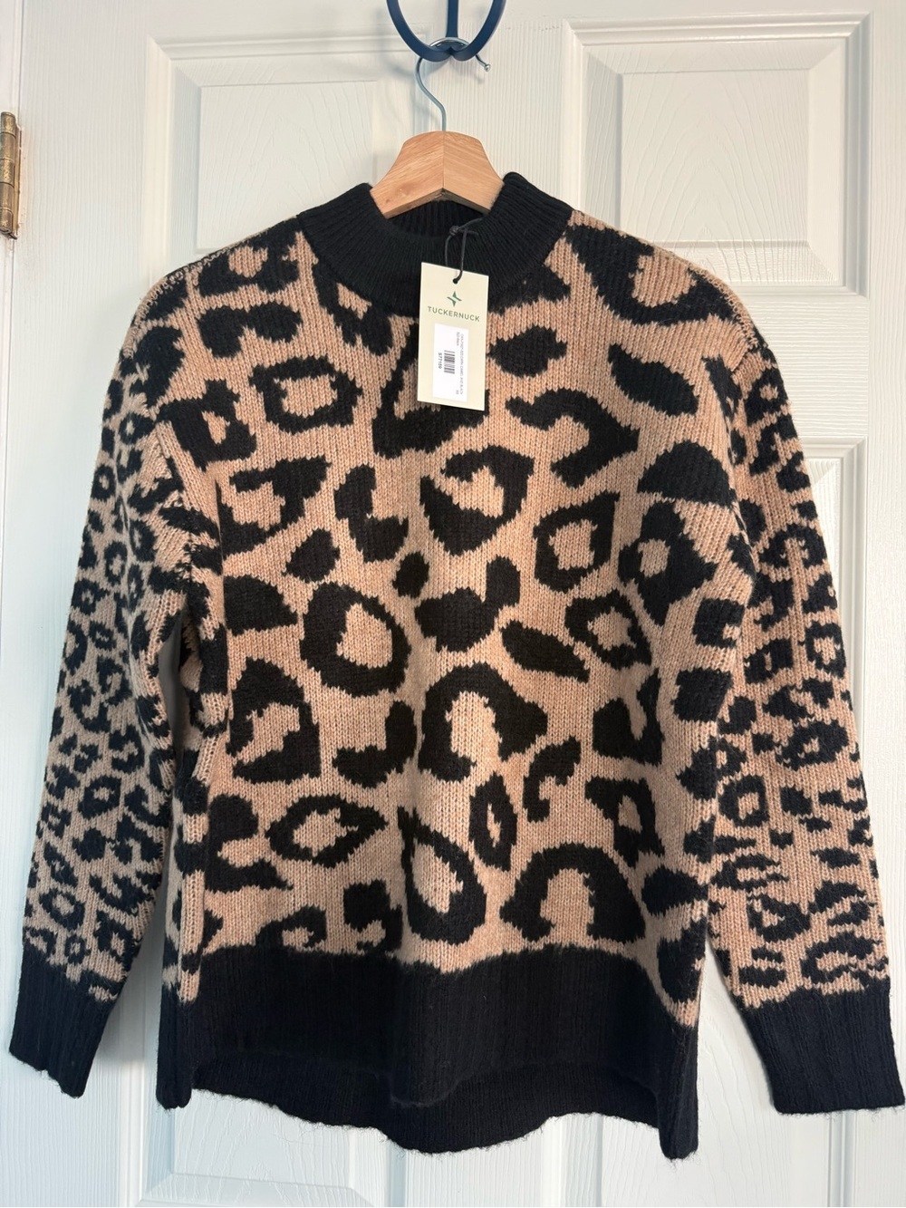 Tuckernuck Women's Leopard Siri Sweater NWT Extra Small XS